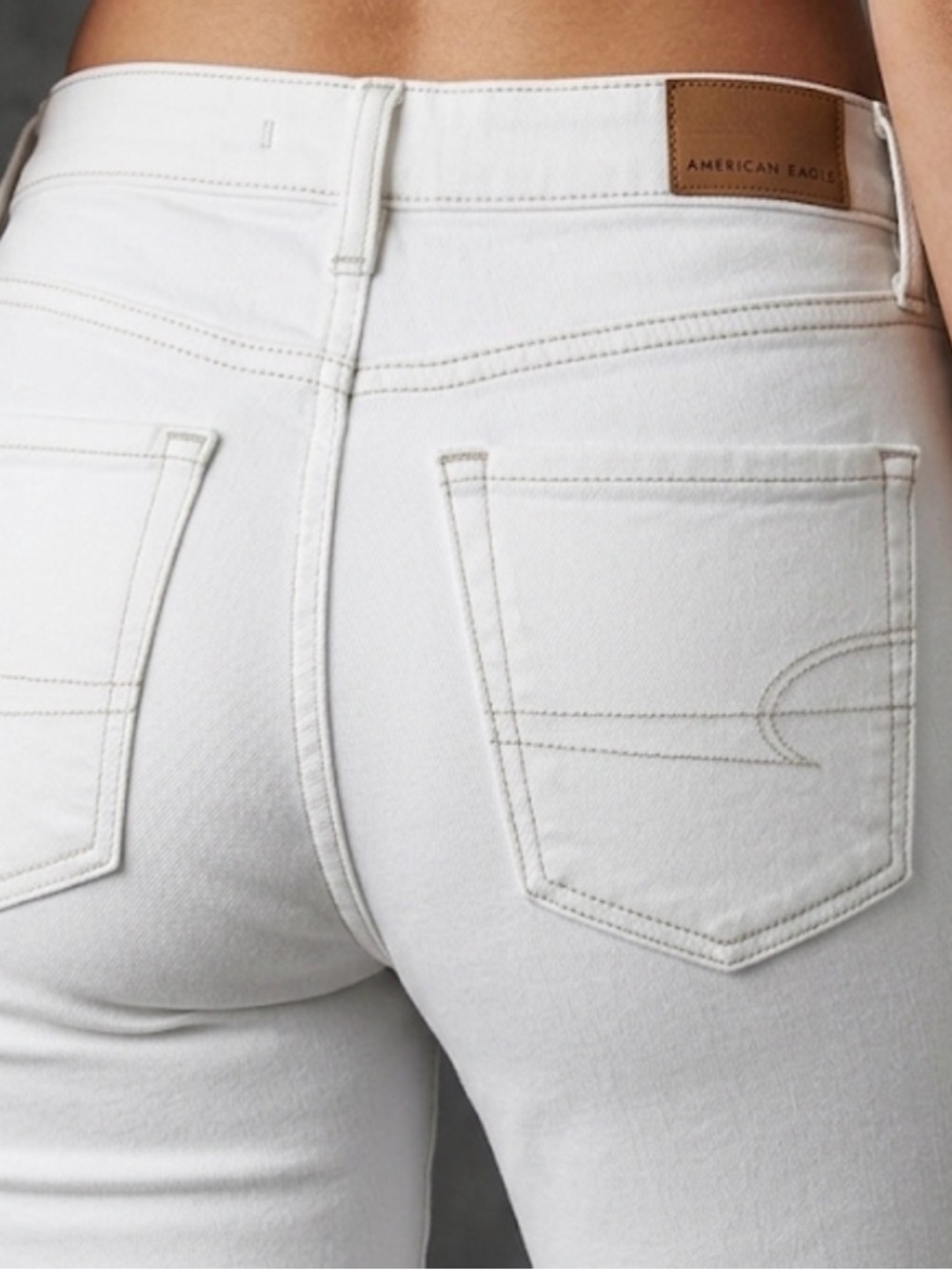 American Eagle Outfitters White High-Rise Jeans with Tan Leather Patch - Picture 3 of 16